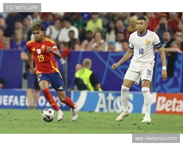 杜埃与姆巴佩进攻效率差异及战术角色解析